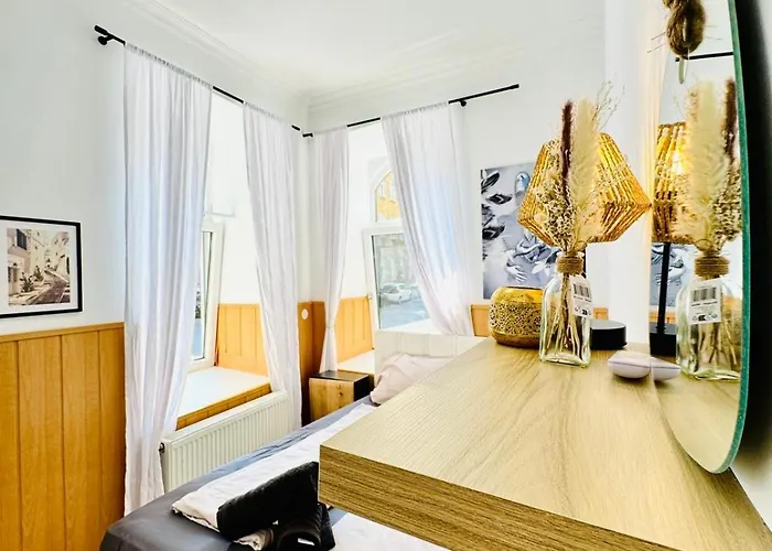 Private 111 * Vienna