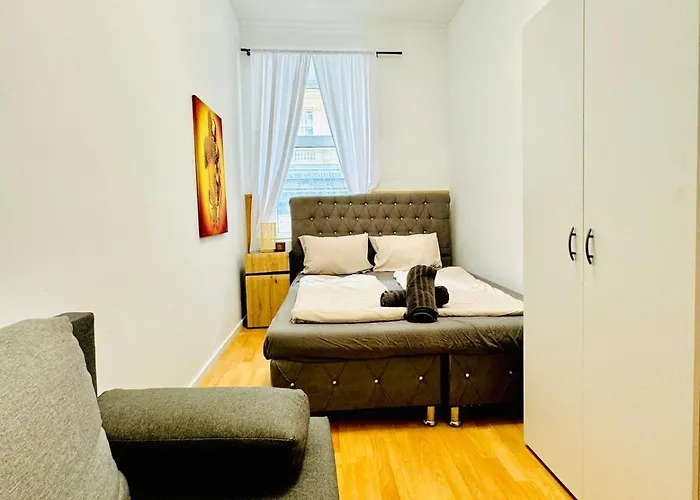 Apartment Private 111 *