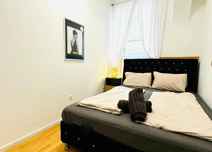 Apartment Private 111 *