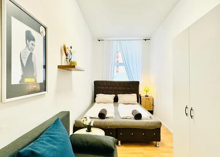 Private 111 Apartment